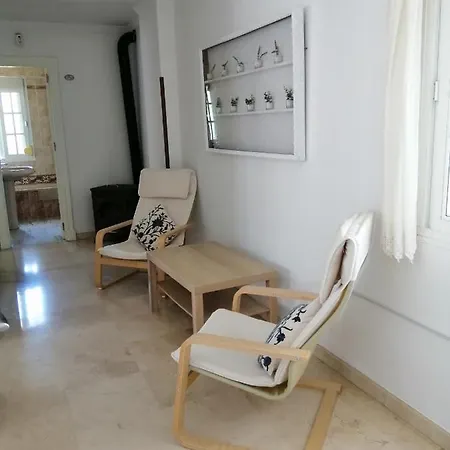 Homestay In Lovely House En En Cadiz *