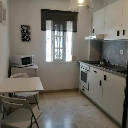 Homestay In Lovely House En En Cadiz *