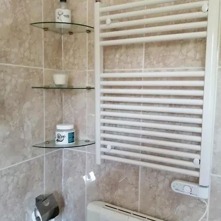 Homestay In Lovely House En En Cadiz San Fernando